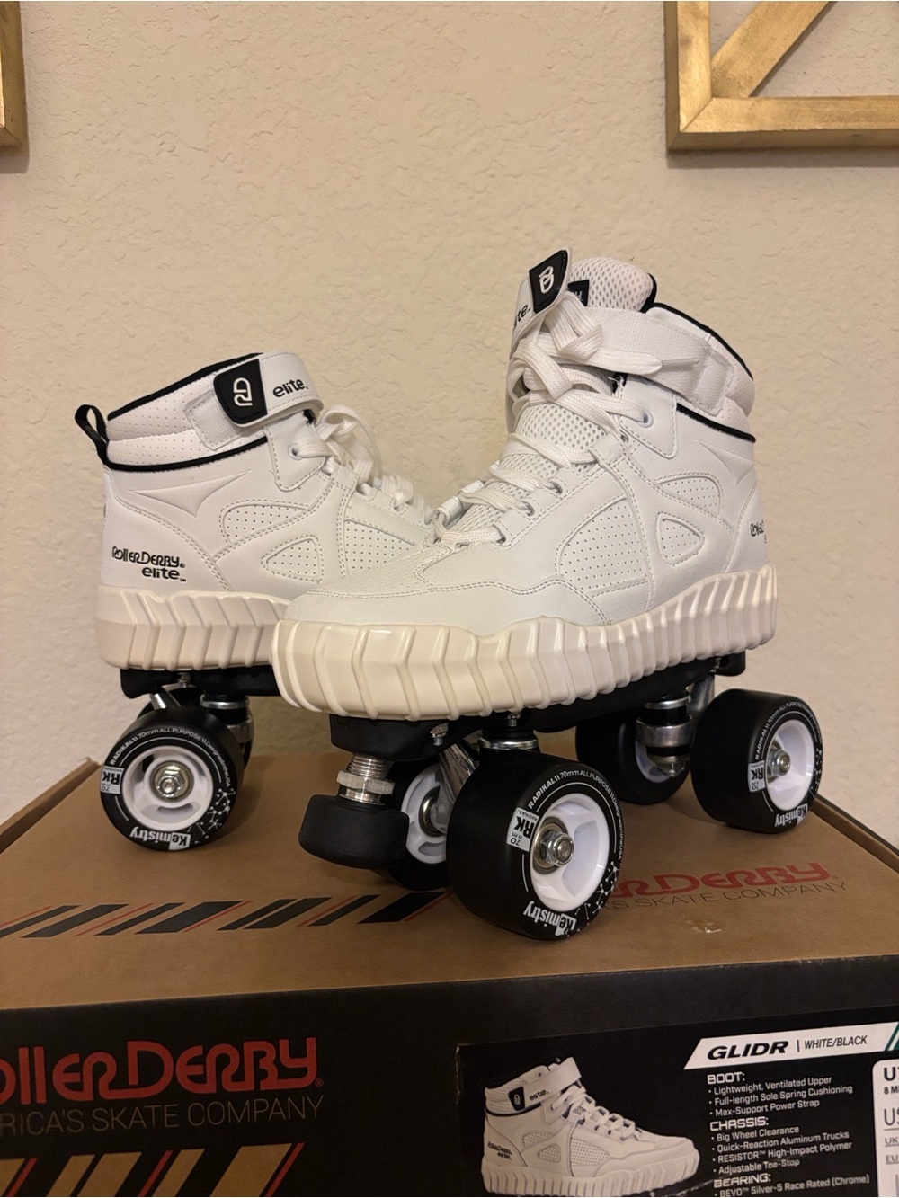 White/Black Quad Roller Skates